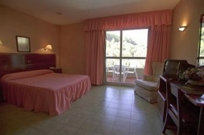 Find hotels in Granada 3691