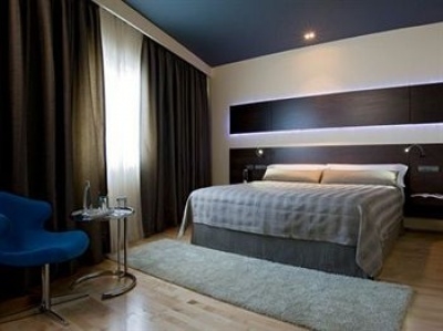 Find hotels in Madrid 3801