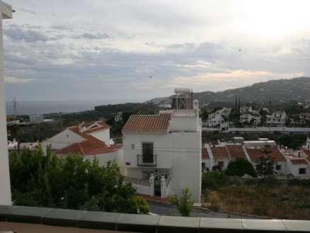 Nerja property: Townhome in Malaga to rent 31558