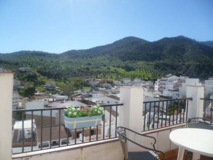 Tolox property: Tolox, Spain | Townhome for sale 243281