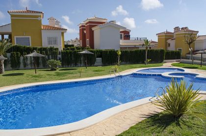 Busot property: Villa to rent in Busot, Spain 276849