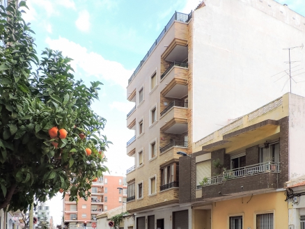 Apartment for sale in town, Spain 277035