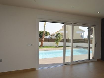 Torrevieja property: Villa in Alicante to rent 279071