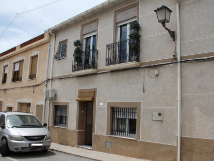 Pinoso property: Townhome for sale in Pinoso 281308