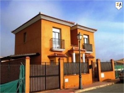 Humilladero property: Townhome for sale in Humilladero 283596