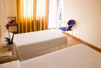 Cheap hotels on the Catalonia 1175