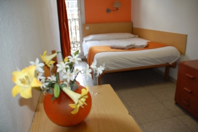 Cheap hotels on the Catalonia 1192