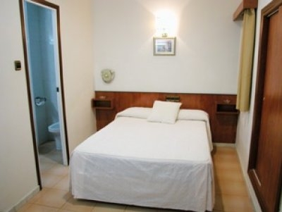 Cheap hotels on the Catalonia 1211