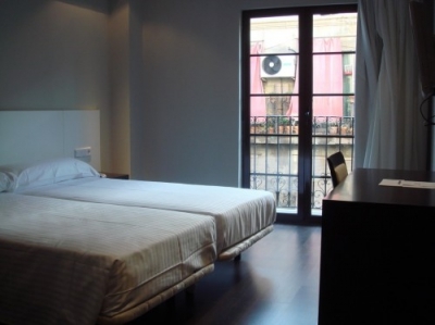 Cheap hotel in Barcelona 1231