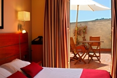 Cheap hotels on the Catalonia 1245