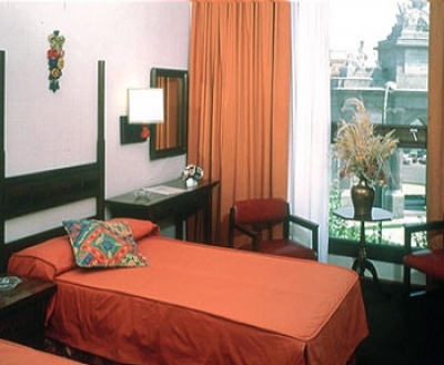 Cheap hotels on the Madrid 1280