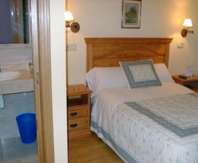 Cheap hotels on the Madrid 1282