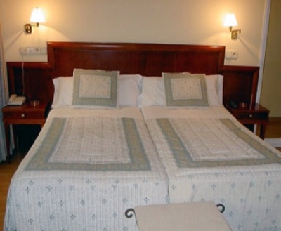 Cheap hotel in Madrid 1282