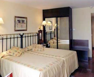 Cheap hotels on the Castilla y Leon 1375