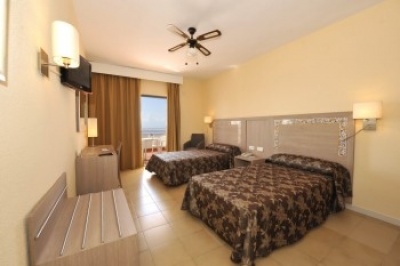 Cheap hotel in Salobrena 1387