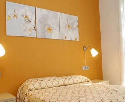 Cheap hotel in Barcelona 1490