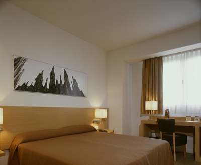 Find hotels in Barcelona 1695