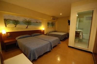 Cheap hotel in Figueres 1710