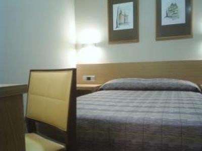 Cheap hotels on the Madrid 1723