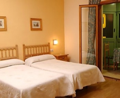 Child friendly hotel in La Seu D'urgell 1888