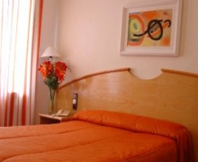 Cheap hotels on the Catalonia 1975