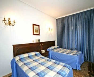 Cheap hotels on the Madrid 2053