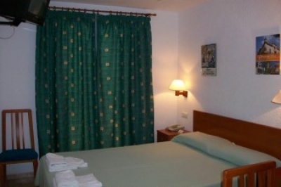 Cheap hotels on the Catalonia 2209