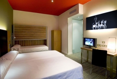 Cheap hotel in Madrid 2324