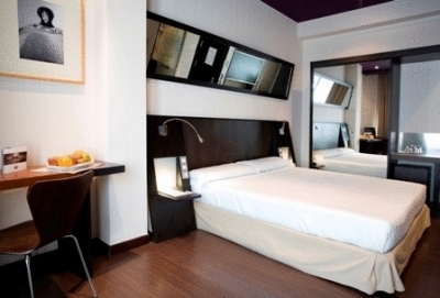 Cheap hotel in Madrid 2325