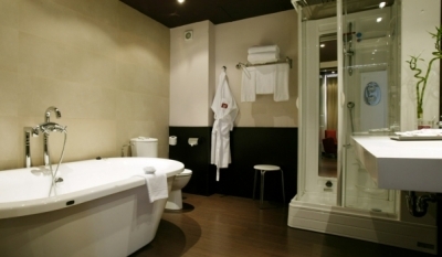 Cheap hotel in Madrid 2330