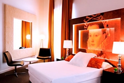 Hotel in Madrid 2350