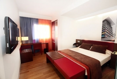 Cheap hotel in Madrid 2352