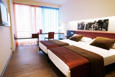 Find hotels in Madrid 2352