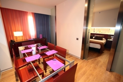 Cheap hotel in Madrid 2352