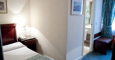 Cheap hotel in Madrid 2415