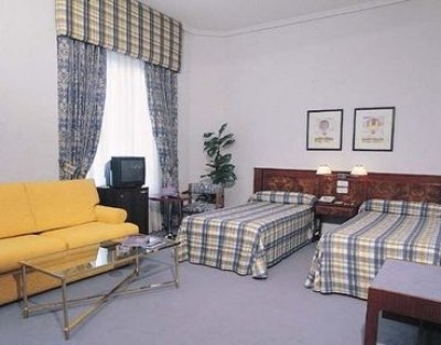 Cheap hotel in Madrid 2654