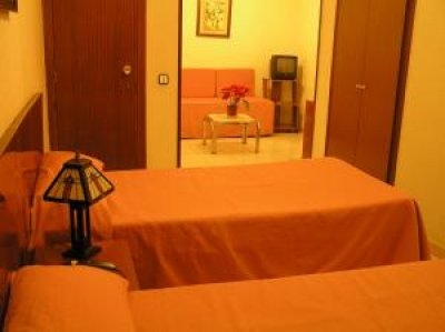 Cheap hotel in Madrid 2782