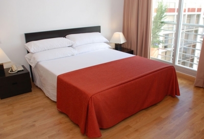 Cheap hotels on the Madrid 2828