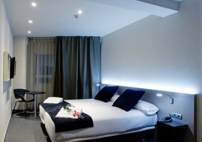 Cheap hotels on the Catalonia 2954