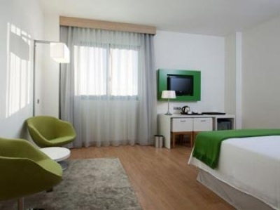 Cheap hotels on the Murcia 3106