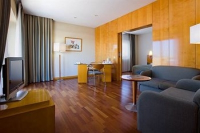 Cheap hotels on the Madrid 3148