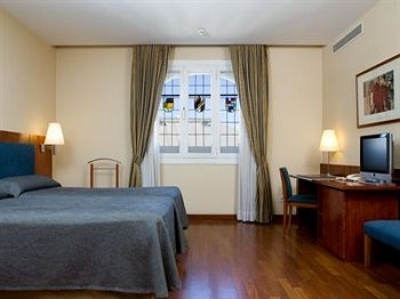 Cheap hotels on the Madrid 3218