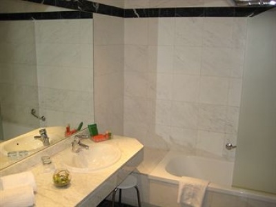 Cheap hotel in Madrid 3218