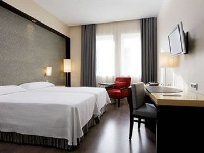 Cheap hotel in Madrid 3237