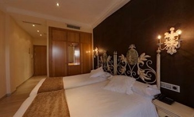 Cheap hotel in Granada 3306