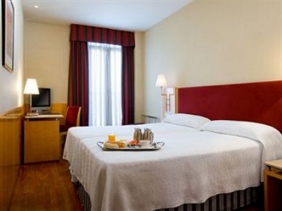 Cheap hotels on the Madrid 3338