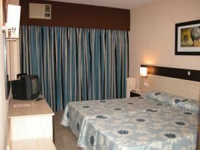 Find hotels in Torremolinos 3371