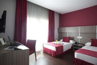 Cheap hotel in Madrid 3377