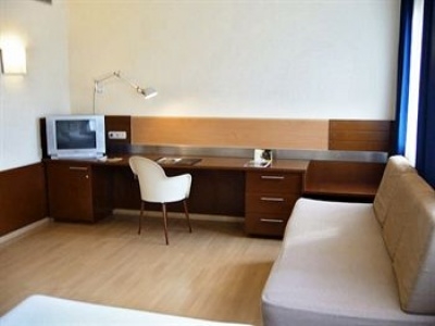 Cheap hotel in Catalonia 3381