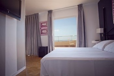 Cheap hotels on the Catalonia 3395